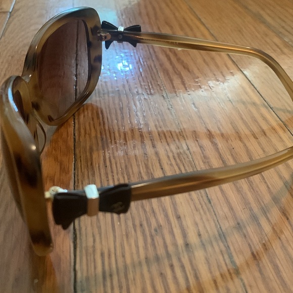 Chanel sunglasses - Picture 5 of 11